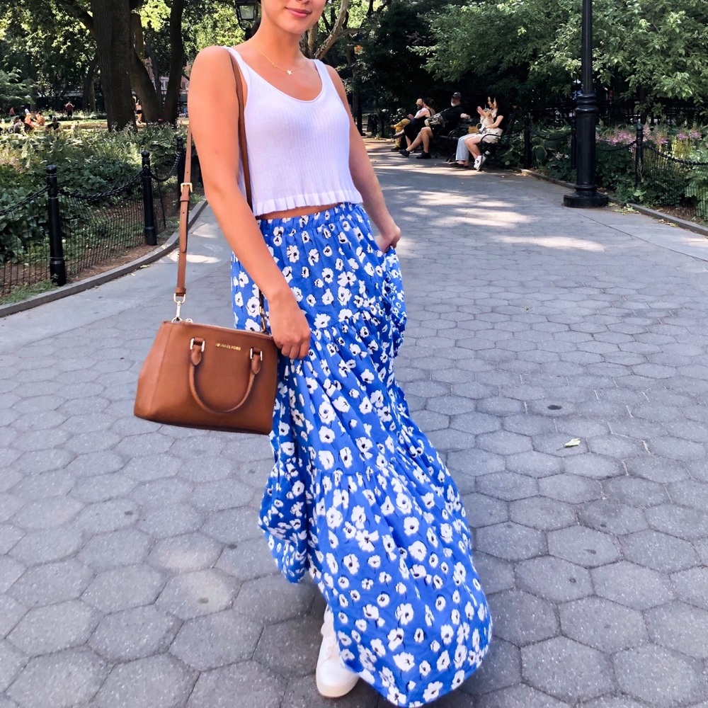 Zara blue floral maxi skirt size xs